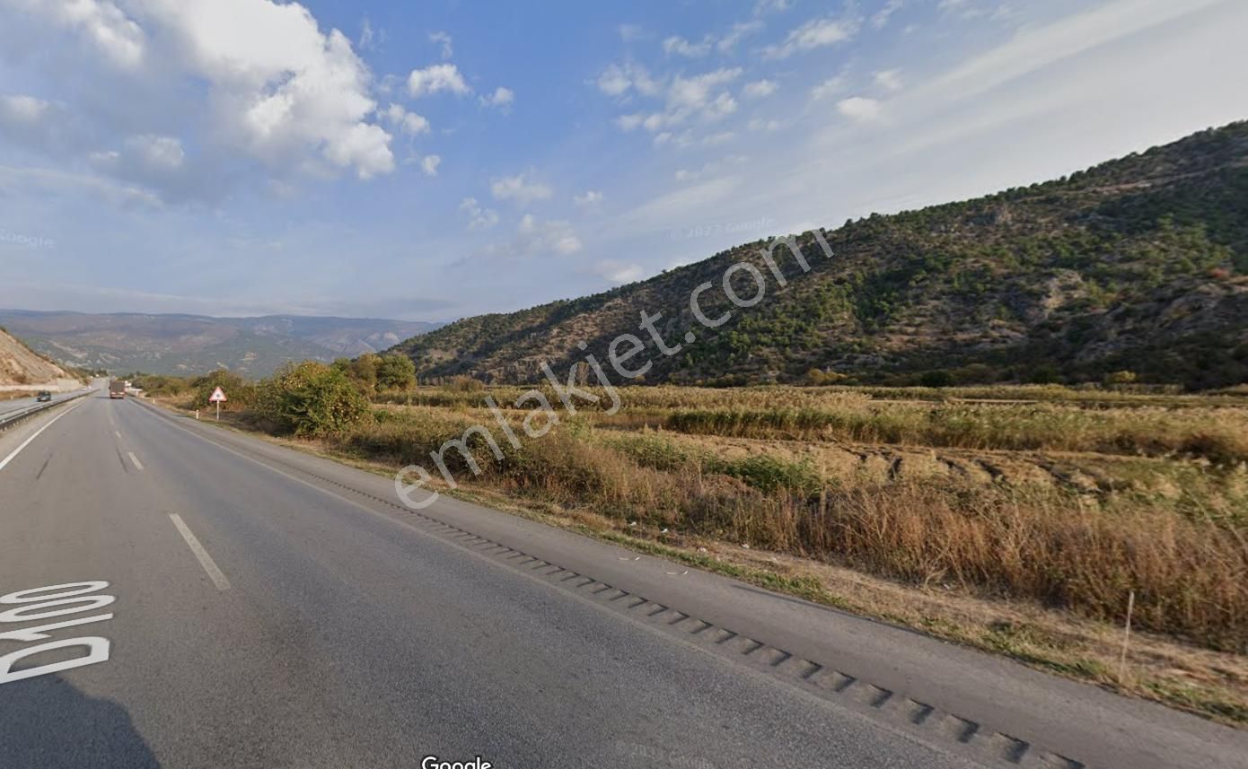 Kargı Hacıhamza Köyü (Bahçelievler) Satılık Tarla ANAYOLA CEPHE FIRSAT ÜRÜN  !!! ÇORUM KARGI HACIHAMZA'DA 694 M2 MÜSTAKİL TAPULU TARLA