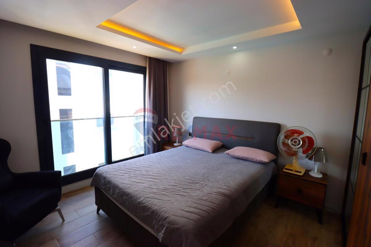 Kuşadası Yeni Havuzlu Site İçinde Ful Eşyalı Daire - Görsel 33