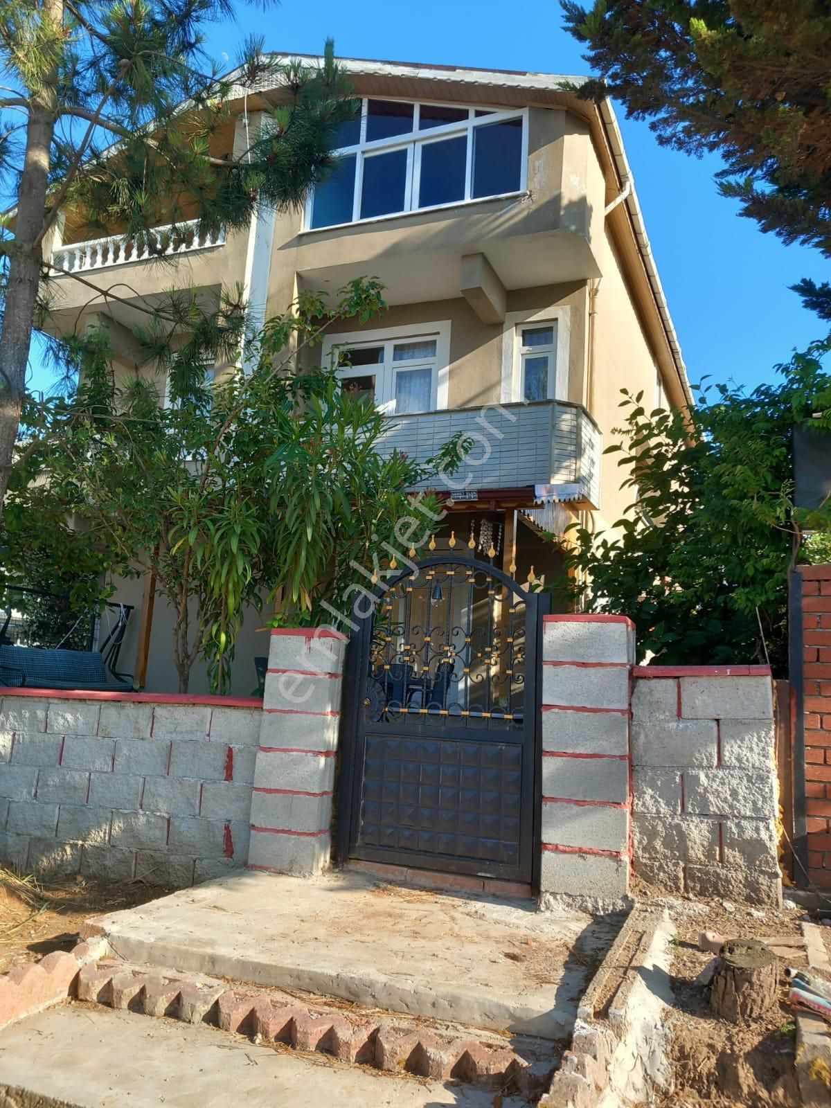 Kocaali Alandere Kiralık Villa  3+1 TRİPLEX VİLLA EŞYALI 20 BİN TL