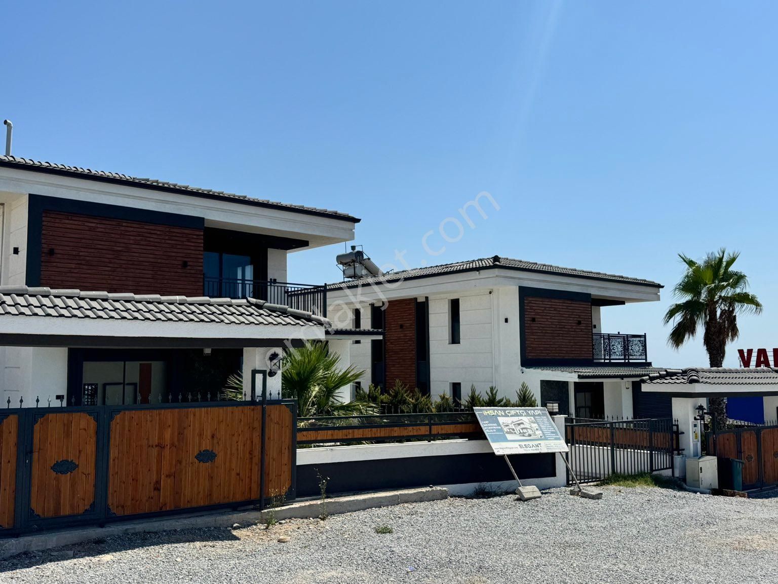 Didim Hisar Satılık Villa İHSAN ÇİFTÇİ YAPIDAN 6+1 ASANSÖRLÜ VİLLA