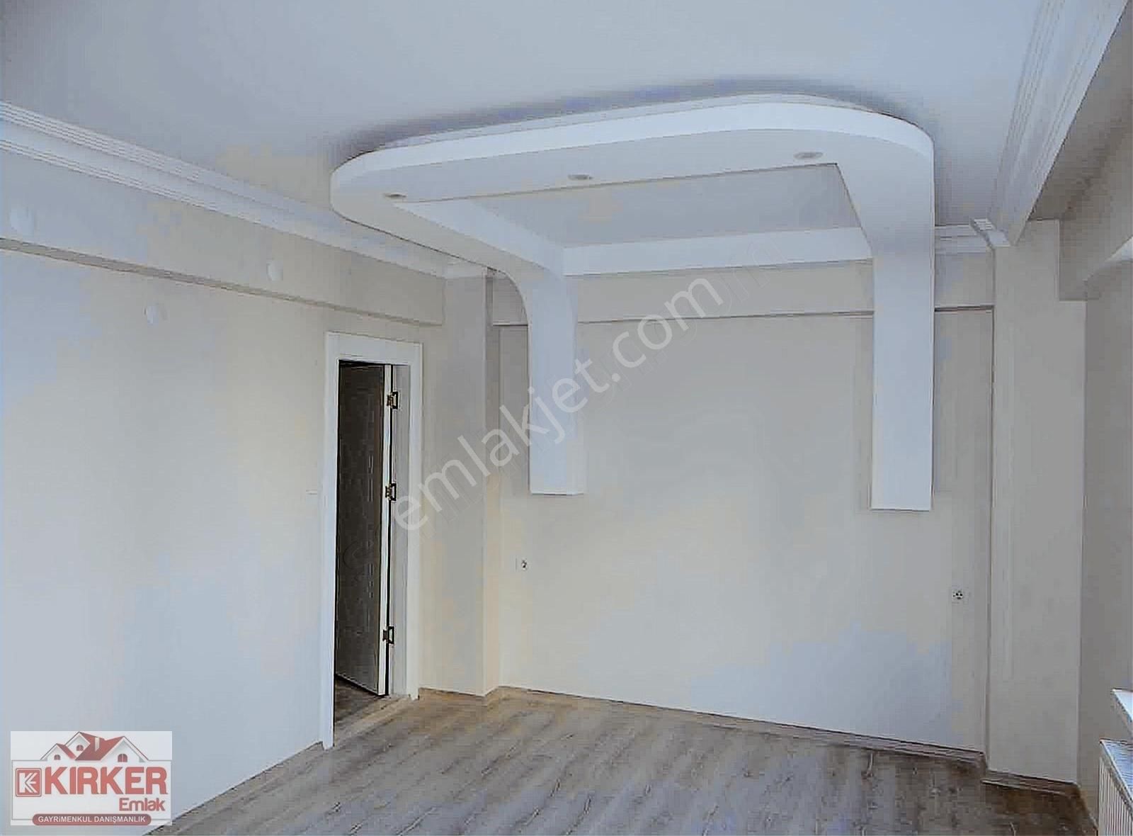 Afyonkarahisar Merkez Selçuklu Kiralık Daire KIRKER'DEN Selçuklu Mh. 3+1 Sıfır Ayarında Lüx Kiralık Daire !