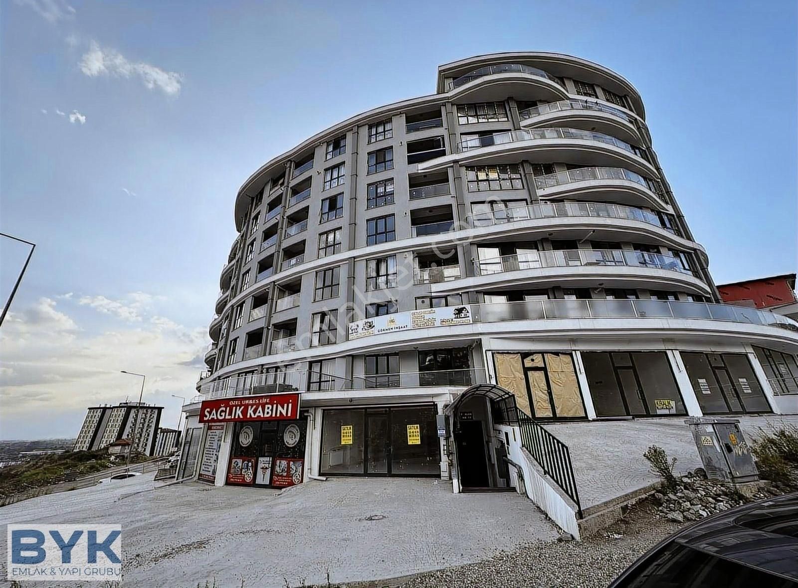 Düzce Merkez Orhangazi Satılık Daire BYK'DAN !! VADİ 1923'DE ! SATILIK 1+1 DAİRE