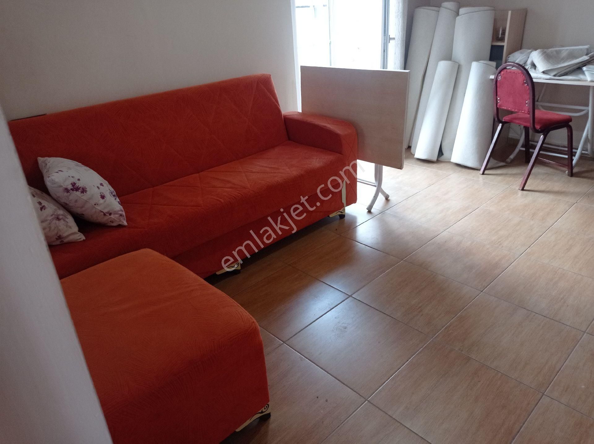 Isparta Merkez Modern Evler Kiralık Daire 2+1 60m2 2+1 en üst kat apart daire.