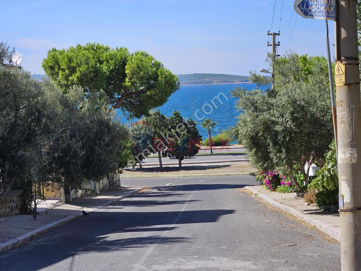 Aliağa Yalı Satılık Konut İmarlı Aliağa Yalı Mahallesi'nde Deniz Manzaralı Satılık İmarlı Arsa