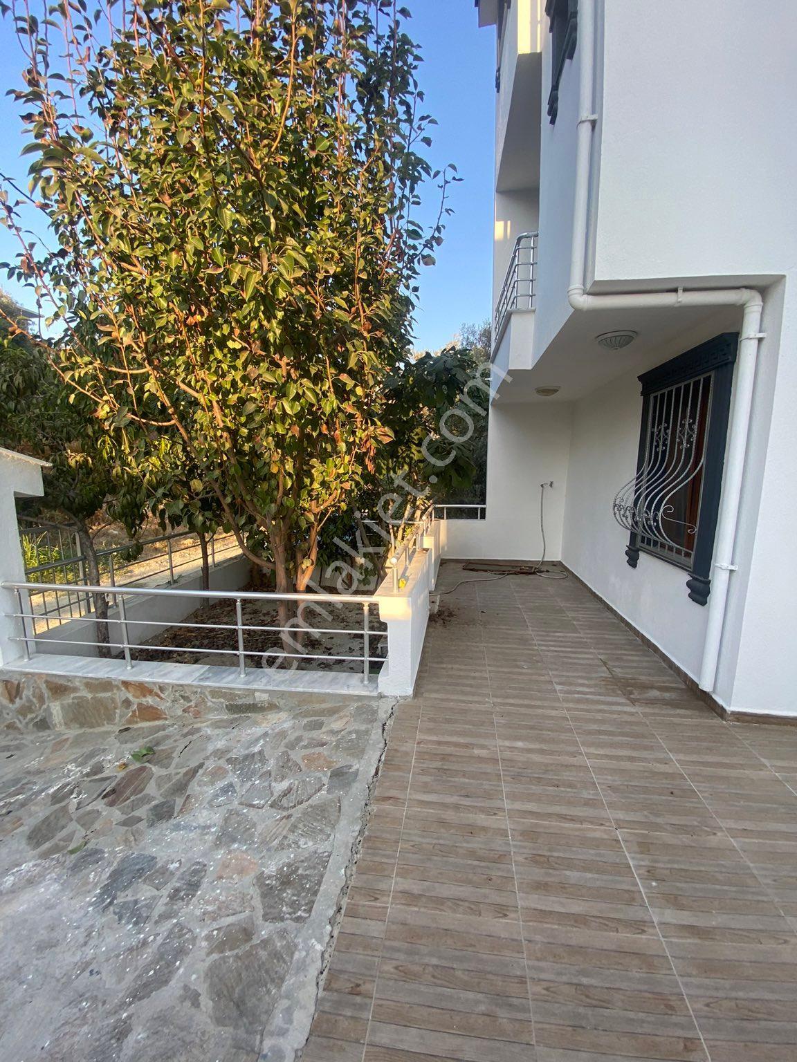 Kuşadası Soğucak’ta Uygun Fiyata Full Deniz Manzaralı 3+1 Tripleks Ve 3+1 Daire - Görsel 6