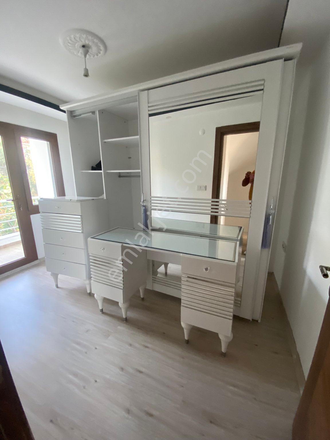 Kuşadası Soğucak’ta Uygun Fiyata Full Deniz Manzaralı 3+1 Tripleks Ve 3+1 Daire - Görsel 16