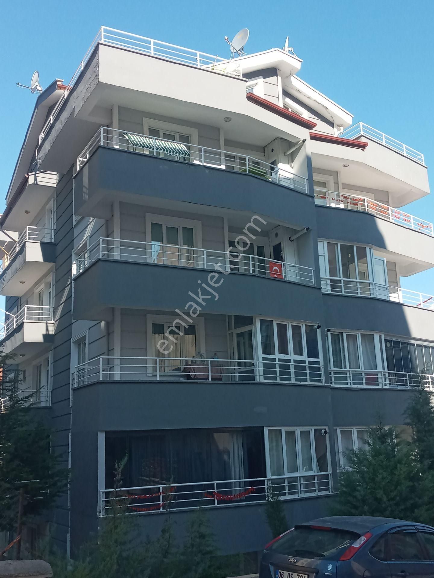 Tokat Merkez Mahmutpaşa Satılık Daire  Tokat Mahmutpaşa  Satılık Ara Kat 2+1 Daire