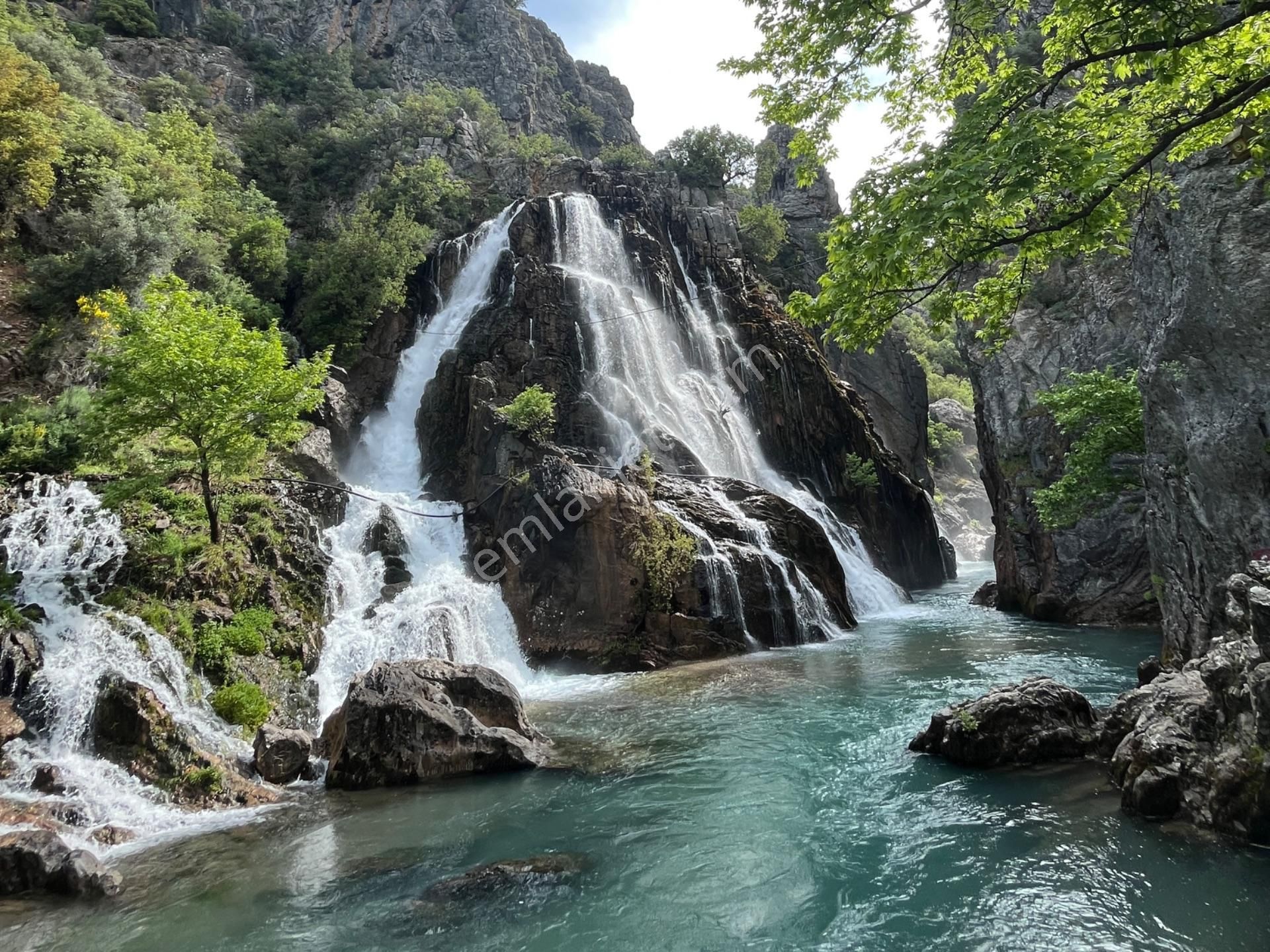 Gündoğmuş Eskibağ Satılık Tarla ALANYA UÇANSU ŞELALESİNE YAKIN MESAFE'DE 3.635 M2 SATILIK TARLA 