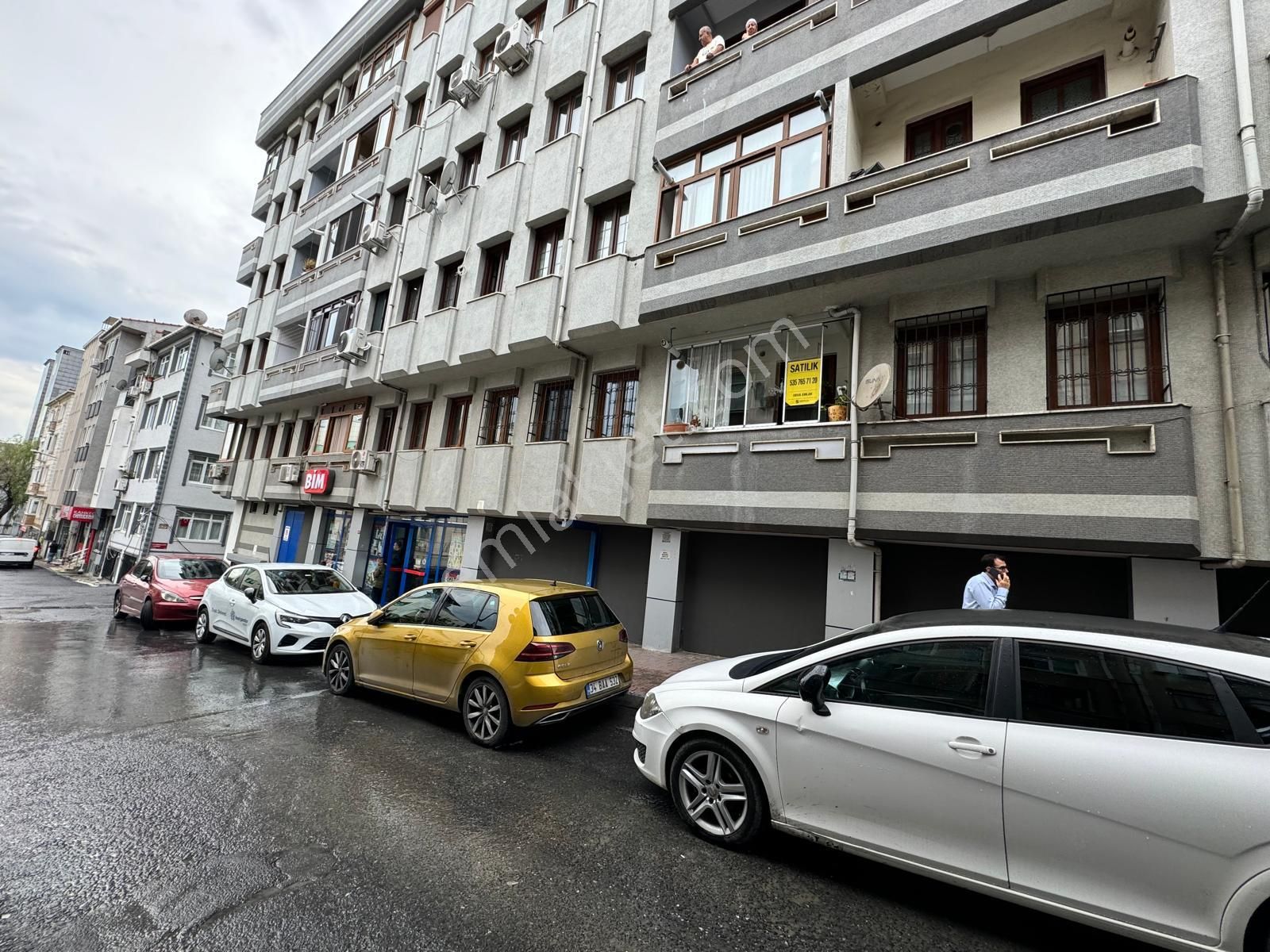 Fatih Hırka-i Şerif Satılık Daire DEHA EMLAK'TAN EMNİYET ARKASI BİM ÜSTÜ 160 M2 OTOPARKLI 3+1