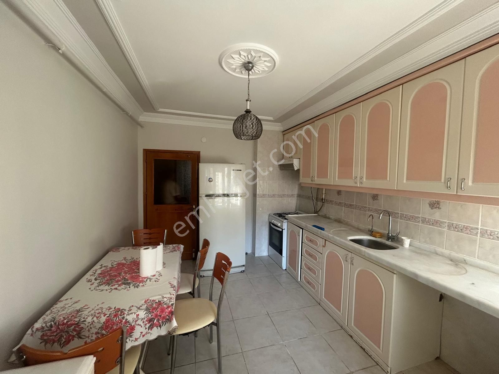 Çukurova Güzelyalı Kiralık Daire  GÜZELYALI SÜLEYMAN DEMİREL BULVAR ÜZERİ KİRALIK 3+1 EŞYALI MASRAFSIZ GENİŞ DAİRE