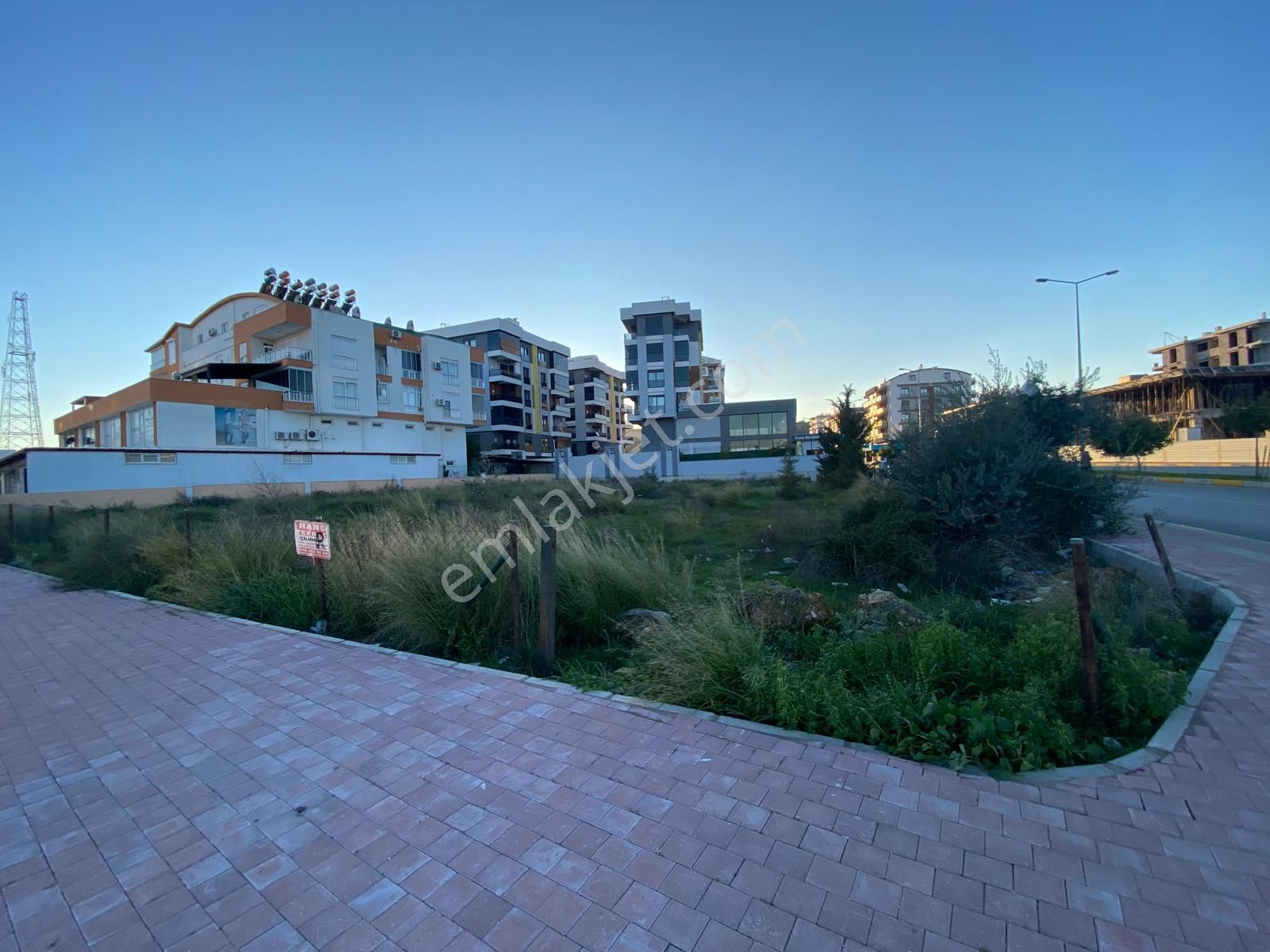 Varsak Karşıyaka Mah Köşe Ticari+konut Süper Konum - Görsel 3