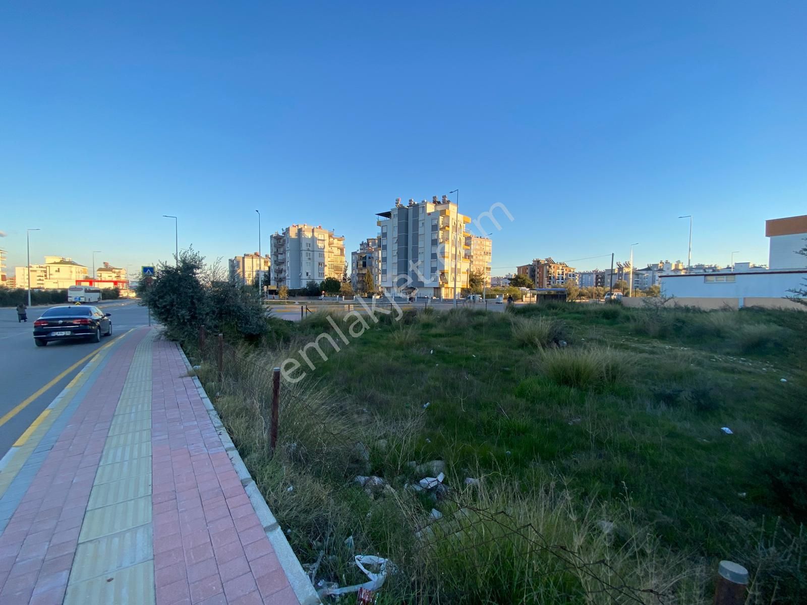 Varsak Karşıyaka Mah Köşe Ticari+konut Süper Konum - Görsel 4