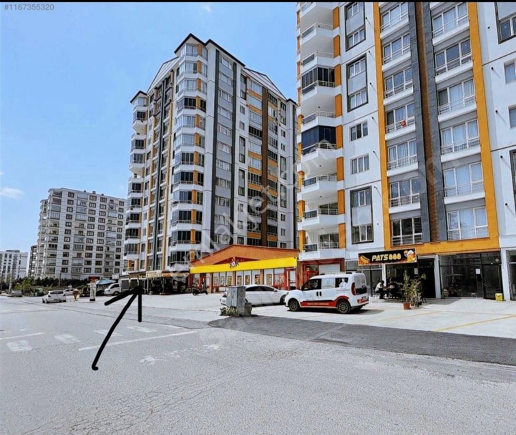 Niğde Merkez Aşağı Kayabaşı Kiralık Dükkan & Mağaza ZEMERDİN SOKAKTA KİRALIK DEPOLU DÜKKAN 30+30 M2