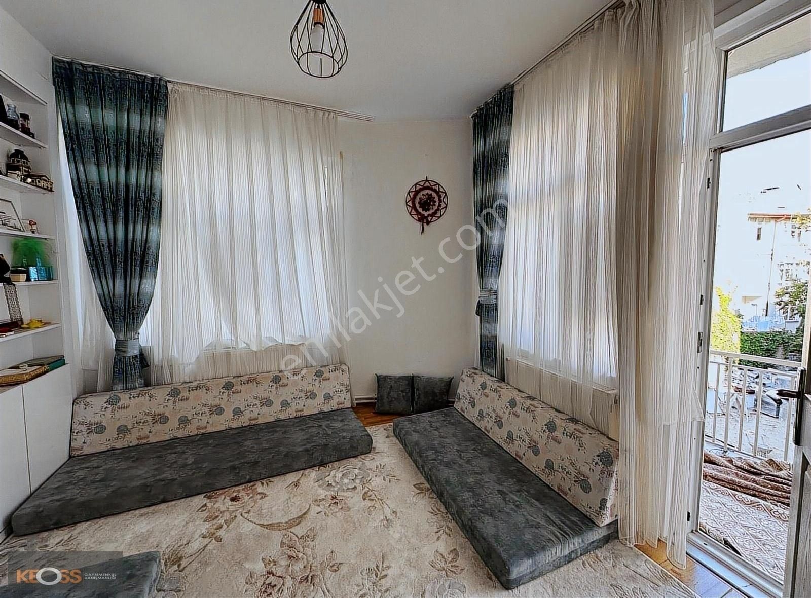 Karatay Şemsitebrizi Satılık Daire İSTANBUL CAD. 4+1 MASRAFSIZ SATILIK DAİRE