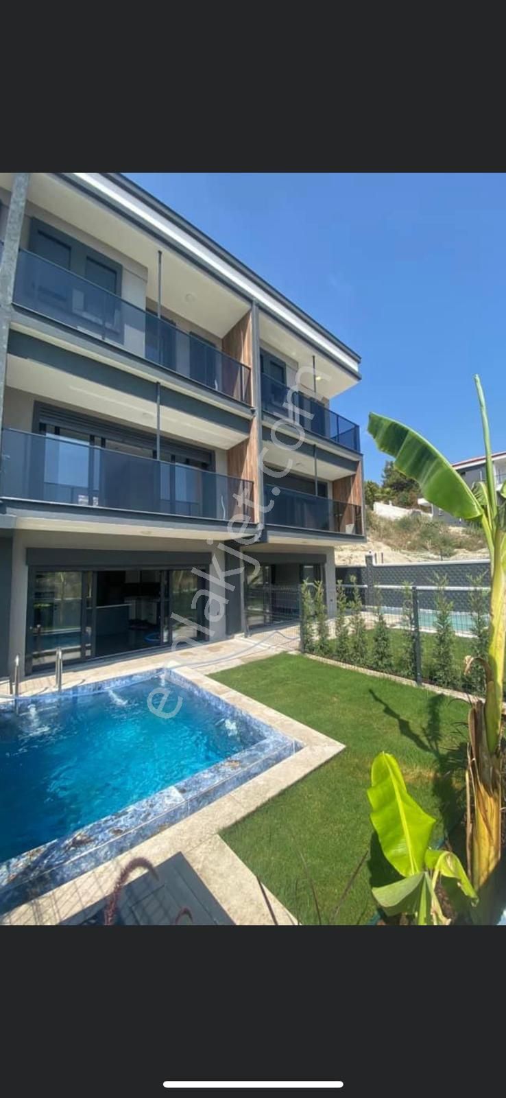 Kuşadası Soğucak Satılık Villa Kuşadası soğuacakta satılık 3+1 villa 