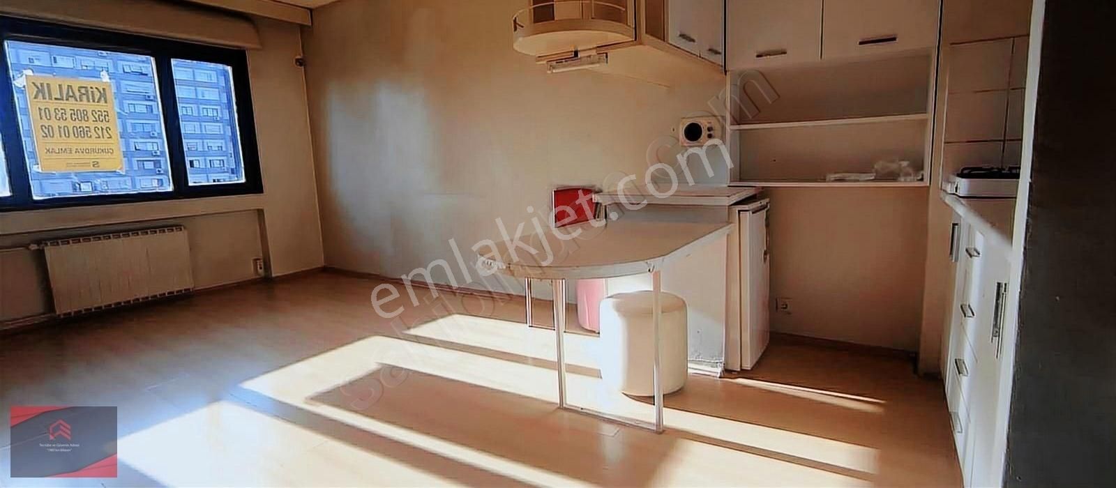 Bakırköy Ataköy 7-8-9-10. Kısım Kiralık Daire Ataköy'de Kiralık, Yeni Boyanmış, Temiz ve Bakımlı 1+1 Daire