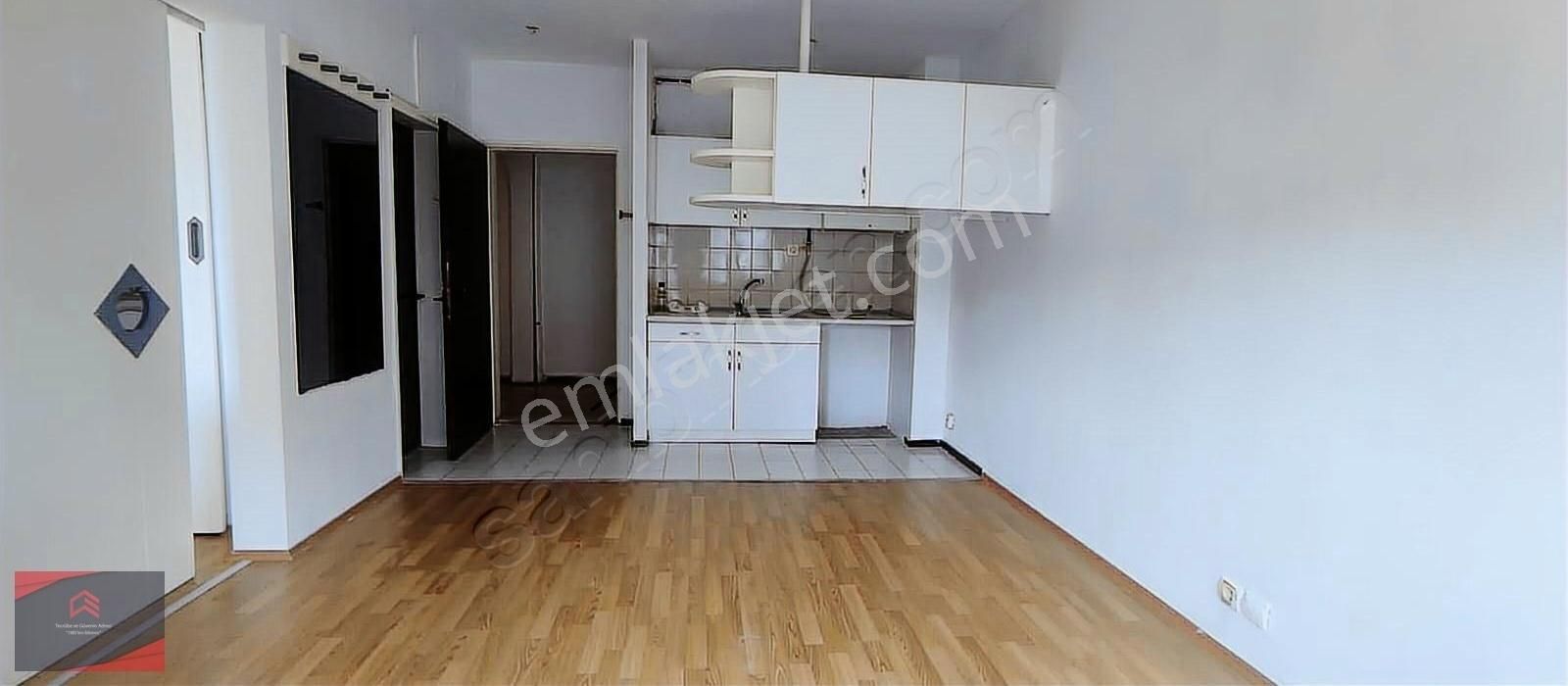 Bakırköy Ataköy 7-8-9-10. Kısım Kiralık Daire Ataköy 9'da Kiralık 1+1 Temiz Daire