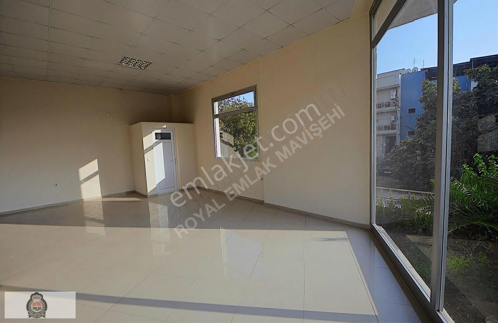 Ataşehir Bekişoğlu Rezidansta Kiralık Depolu 300 M2 Mağaza - Görsel 4