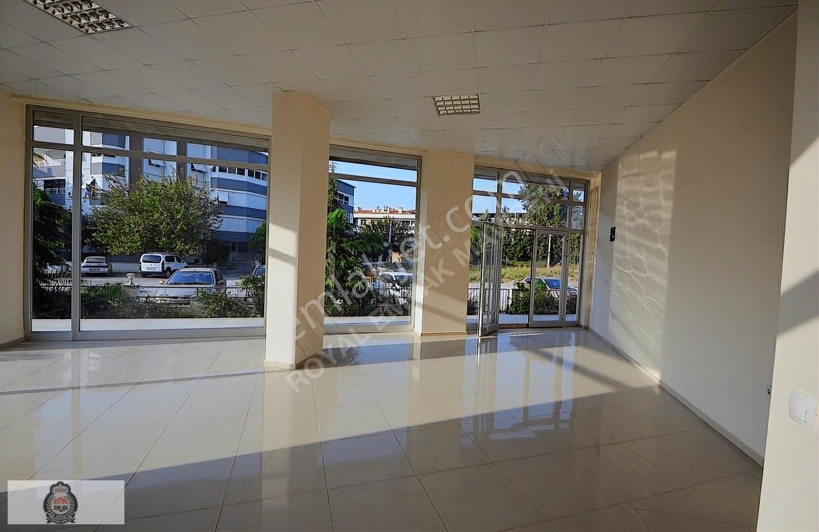 Ataşehir Bekişoğlu Rezidansta Kiralık Depolu 300 M2 Mağaza - Görsel 25