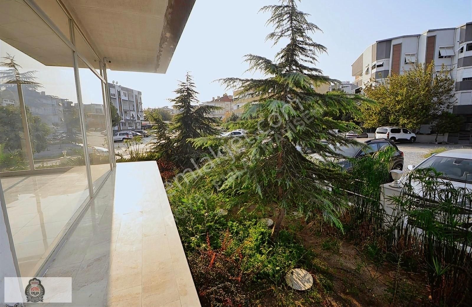Ataşehir Bekişoğlu Rezidansta Kiralık Depolu 300 M2 Mağaza - Görsel 3