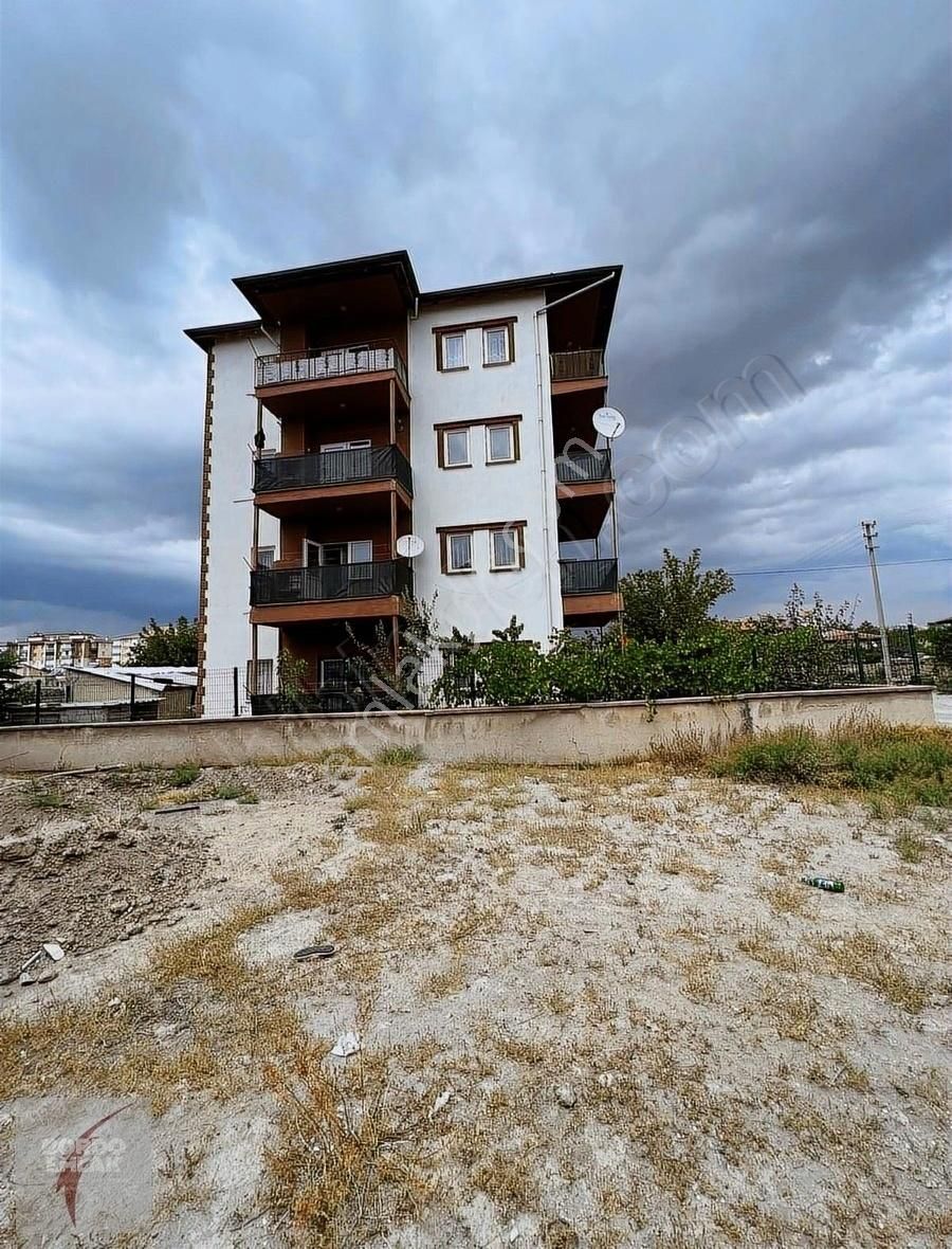 Bor Kemerhisar Bld. (Tepe) Satılık Daire BORDO EMLAKTAN KEMERHİSAR SATILIK 4 KATLI BİNA