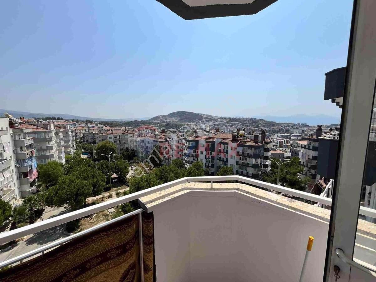 Kuşadası İkiçeşmelik Satılık Daire İKİÇEŞMELİKTE 3+1 GENİŞ SATILIK DAİRE