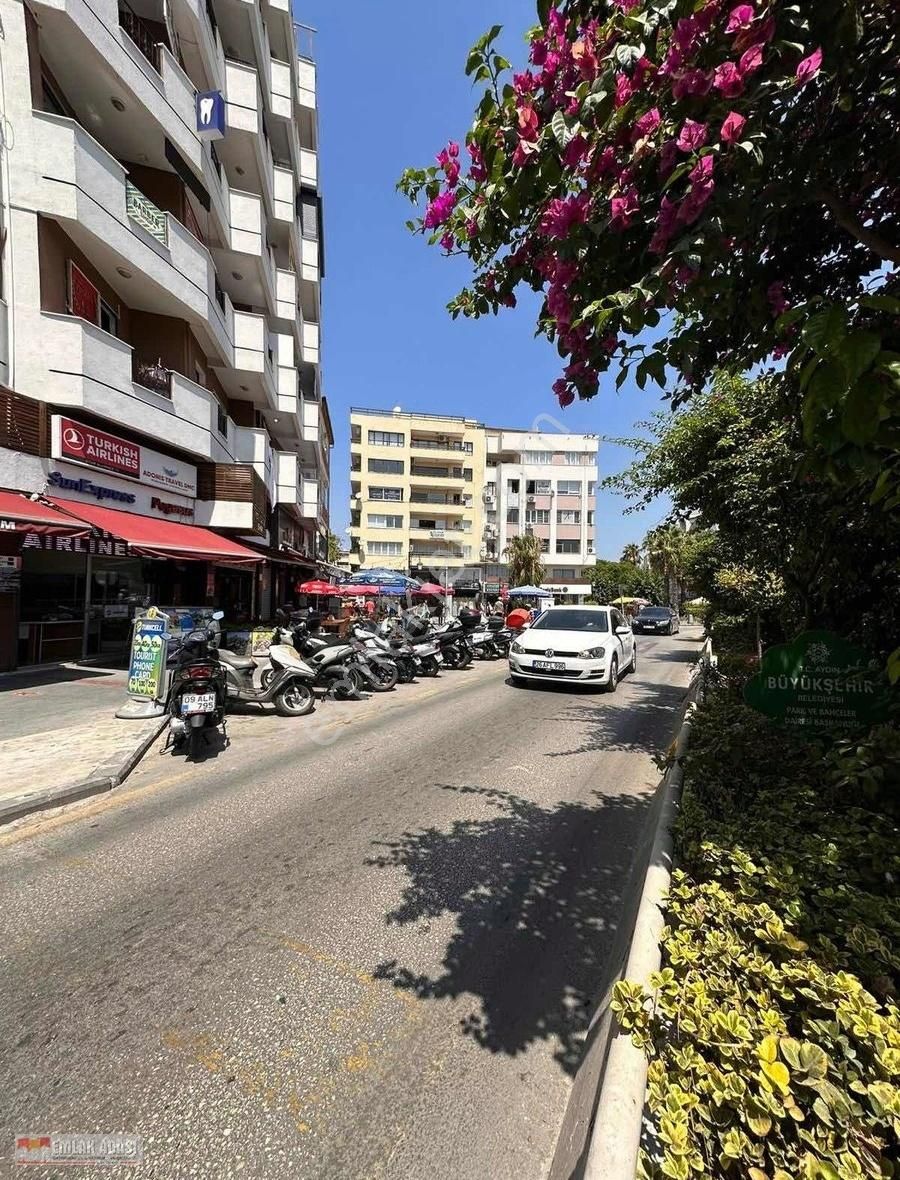 Kuşadası Türkmen Satılık Daire KUŞADASI MERKEZ ANA CADDEDE 4+1 SATILIK DAİRE