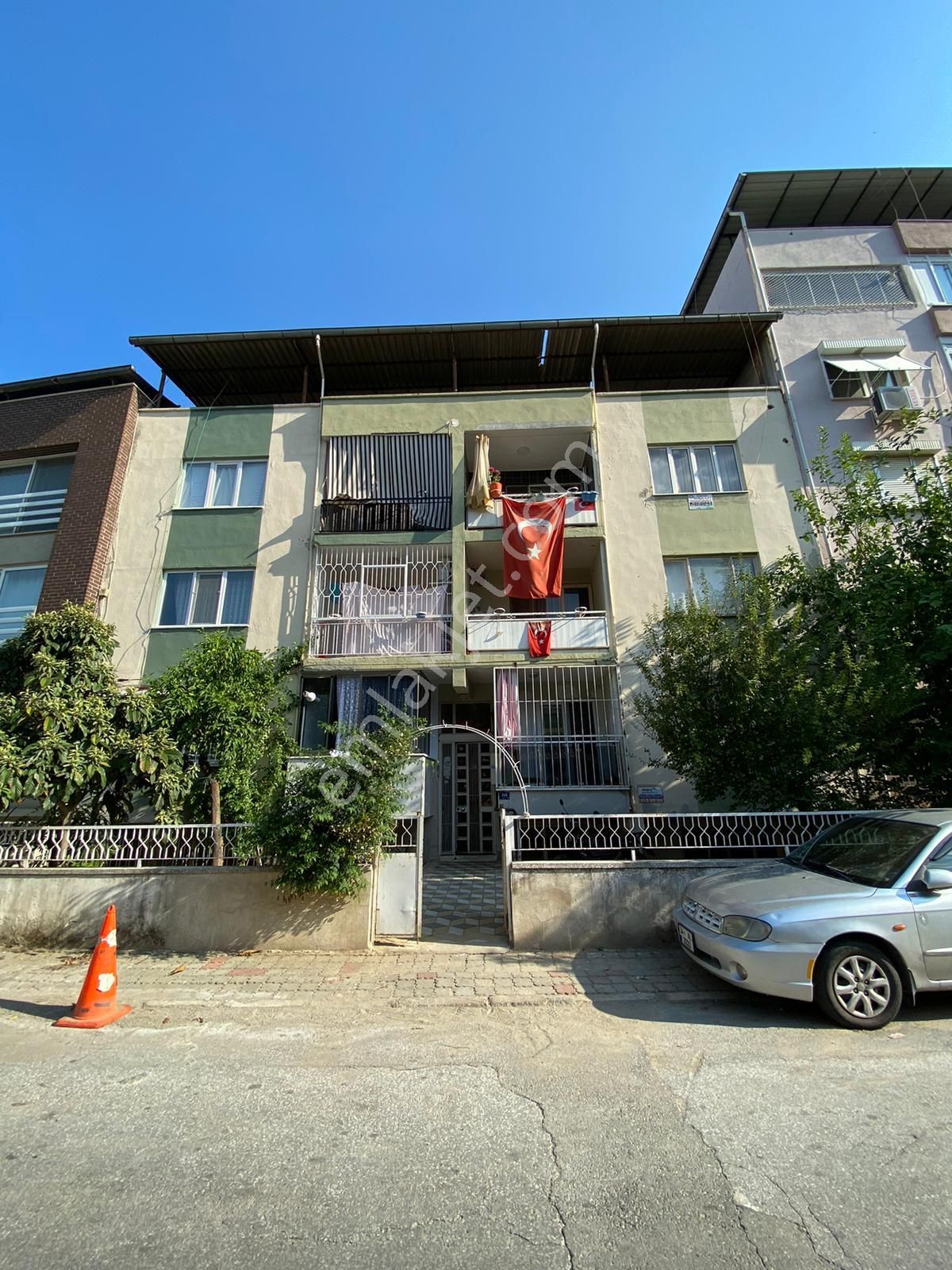 Nazilli Yeni Satılık Daire AYDIN NAZİLLİ YÖNTEM EMLKAKTAN YENİ MAHALLEDE ÇARŞIYA YAKIN SATILIK 3+1 DAİRE