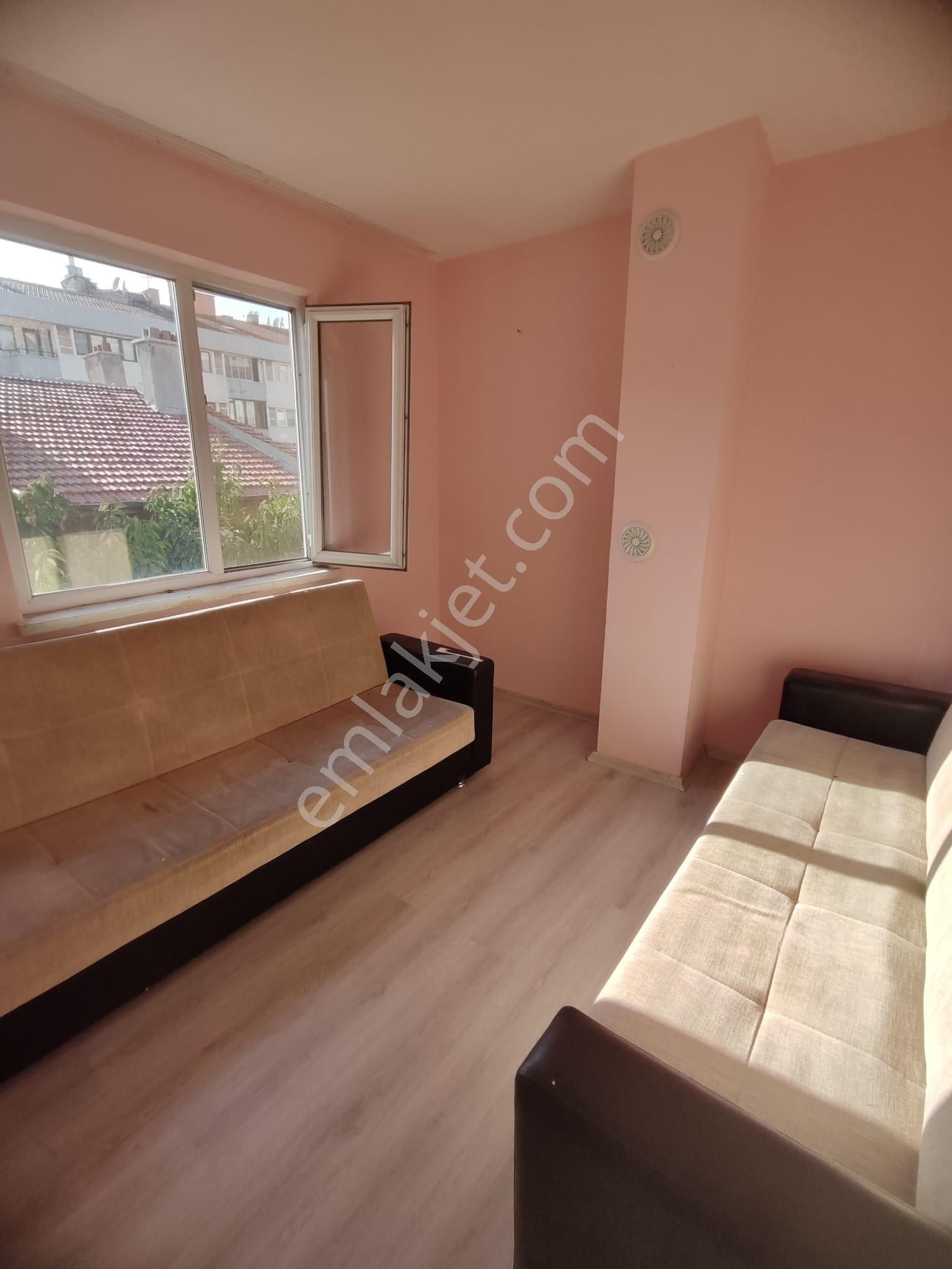 Afyonkarahisar Merkez Cumhuriyet Kiralık Daire  AFYON TEZCAN EMLAKTAN CUMHURİYET MAHALLESİNDE 3+1  KİRALIK DAİRE