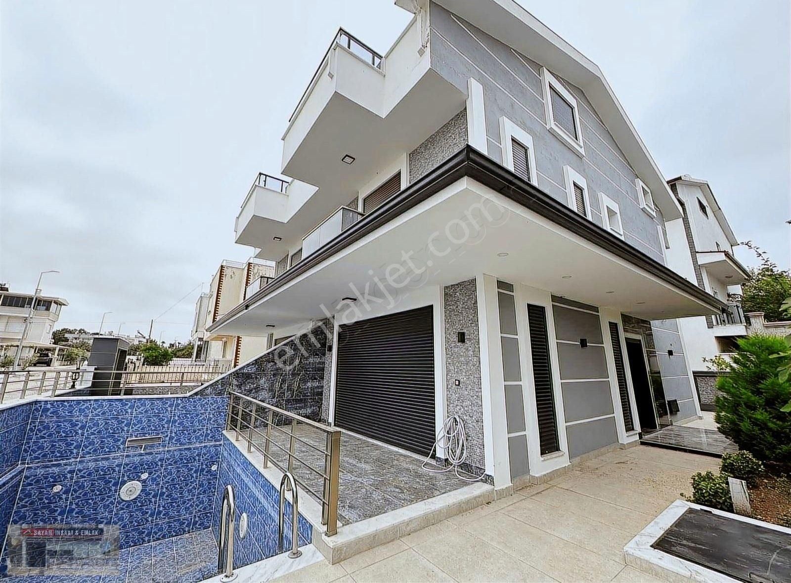 Didim Efeler Satılık Villa DİDİMDE SATILIK YAZLIK 4+1 HAVUZLU KELEPİR FİYAYA