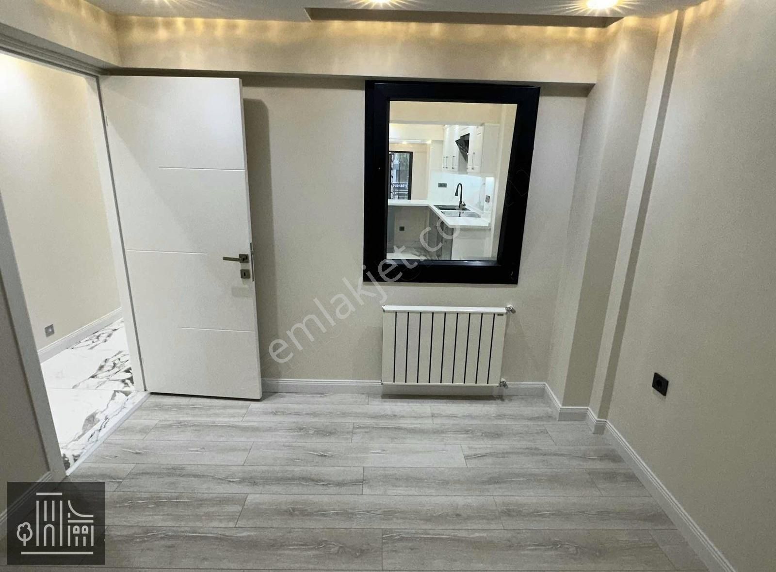 Mithatpaşa Cadde Üzerinde Hava Hastanesi Yakını 3+1 120 M2 Araka - Görsel 22