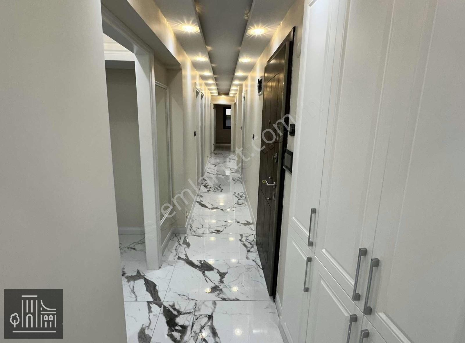 Mithatpaşa Cadde Üzerinde Hava Hastanesi Yakını 3+1 120 M2 Araka - Görsel 17