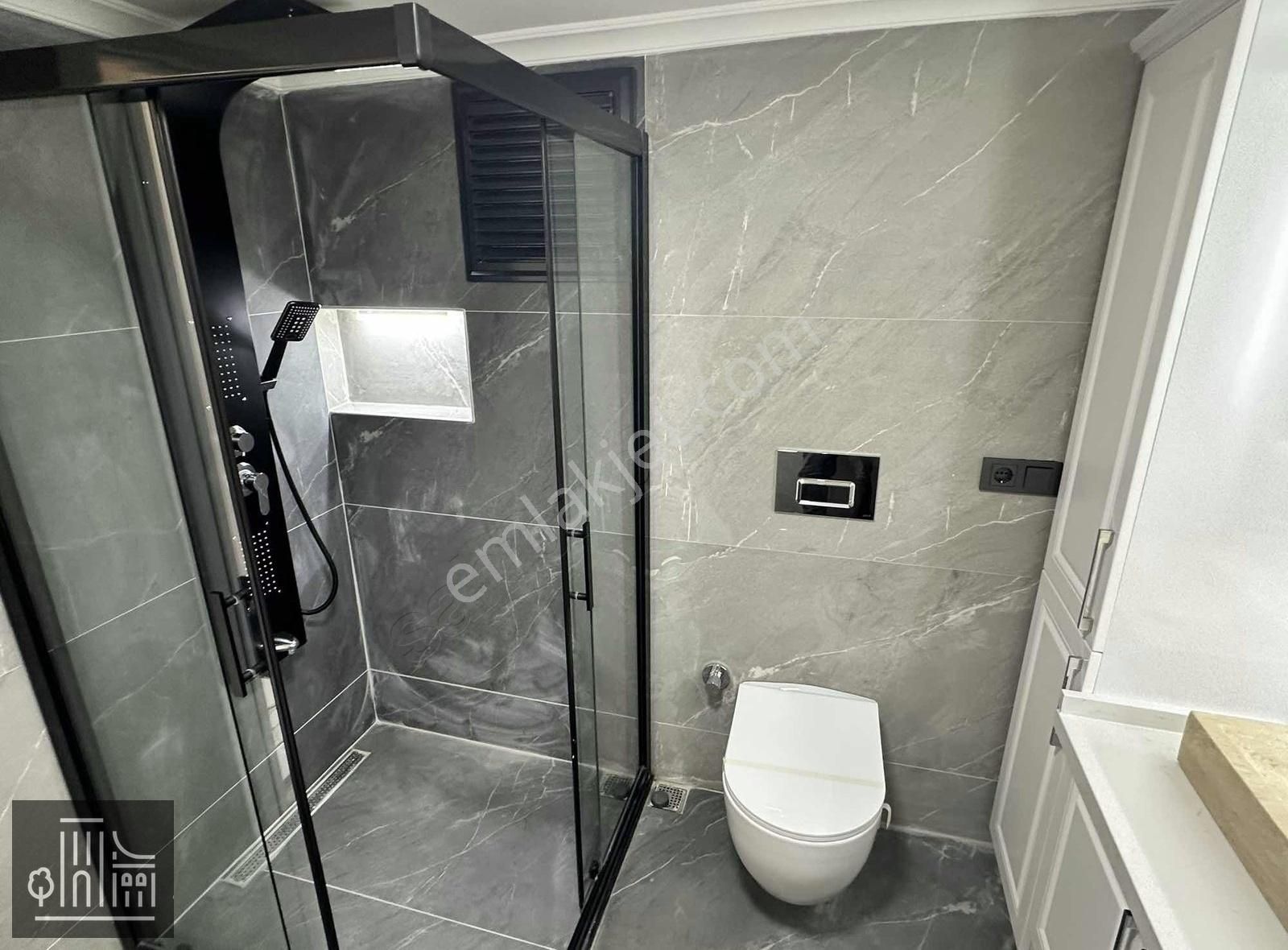 Mithatpaşa Cadde Üzerinde Hava Hastanesi Yakını 3+1 120 M2 Araka - Görsel 20