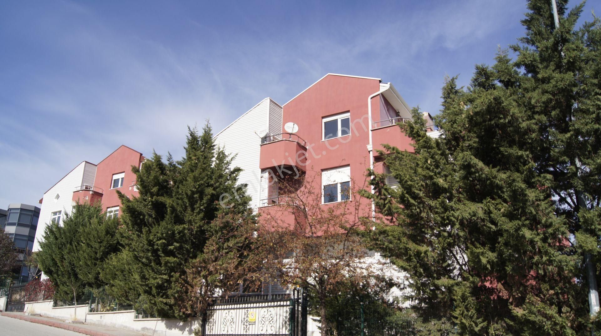 Ankara Çankaya Kiralık Villa (İşyeri) TURYAPTAN PARK CADDESİNDE 7+2 500m² KİRALIK LÜX VİLLA