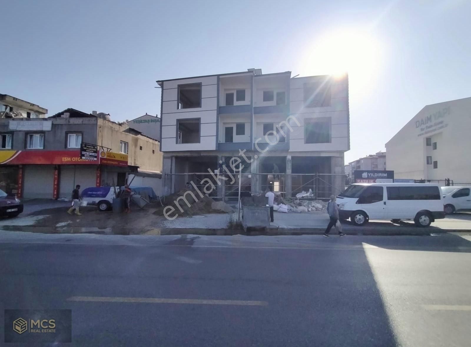 Erenler Erenler Satılık Daire KAPALI OTOPARK+ASANSÖRLÜ 3+1 LÜKS DAİRELER