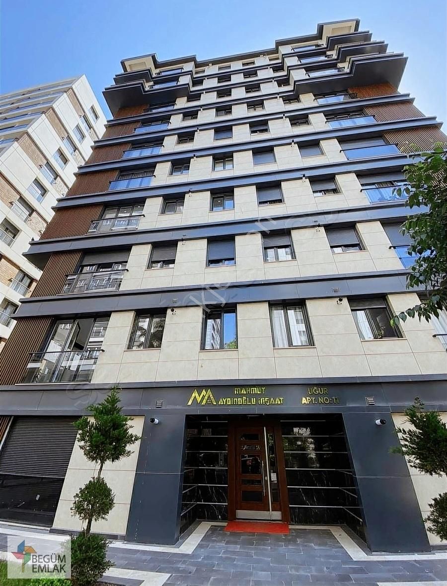 Kadıköy Erenköy Satılık Daire BEGÜM'DEN BAĞDAT CAD. DİVAN'A ÇOK YAKIN FERAH 2+1 YÜKSEK GİRİŞ