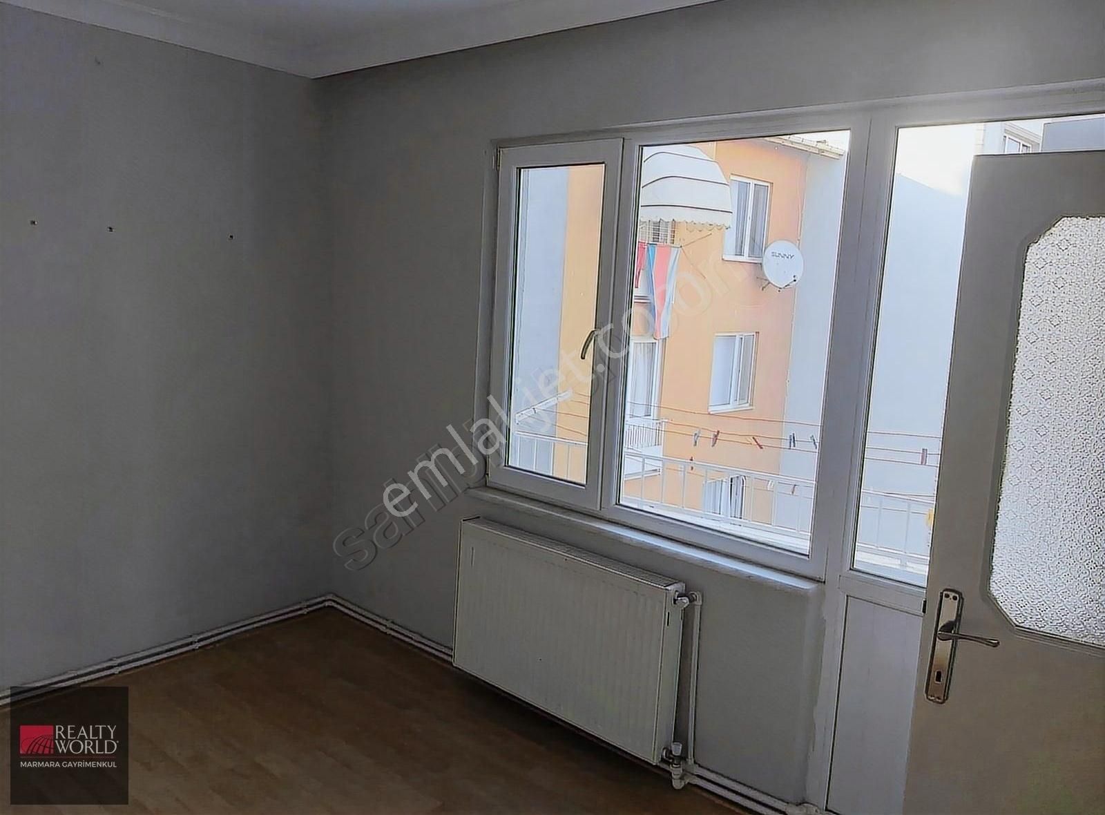 Gemlik Yeni Satılık Daire RW MARMARA / YENİ MAHALLEDE 3+1 GENİŞ DAİRE