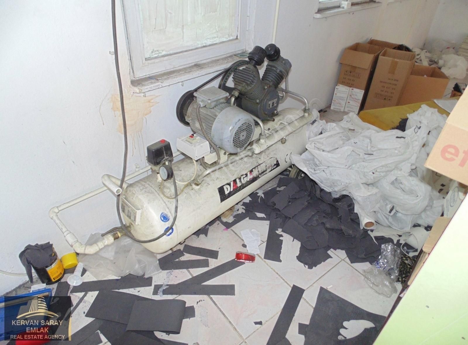 Bahçelievler Mahmutbey Cadde Üzeri Kiralık İşyeri 200m2 3. Kat - Görsel 12