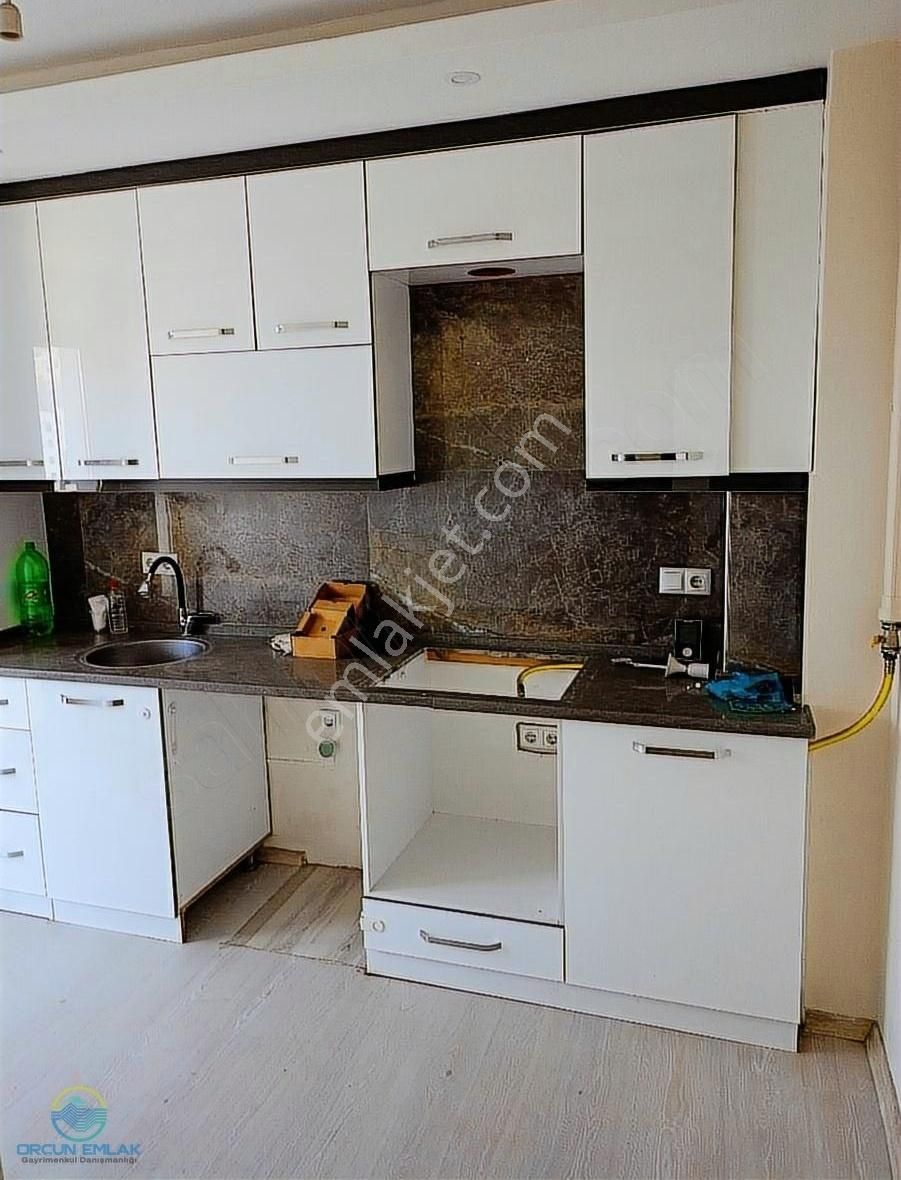 Salihli Kurtuluş Kiralık Daire ORÇUN EMLAK'tan Kurtuluş Mah.Doğalgazlı Kiralık 2+1 Daire