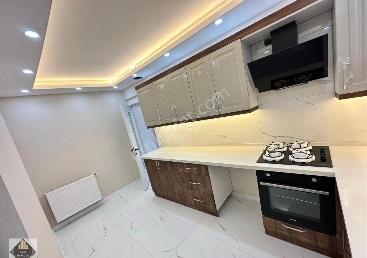 Karşıyaka Donanmacı Satılık Daire Karşıyakada Çarşı Merkezinde Satılık 3+1 Full Bakımlı Daire