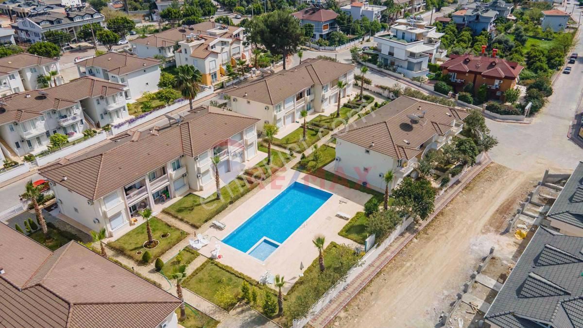 Kemer Göynük Satılık Daire Kemer Göynük'te Havuzlu Sitede Satılık 2+1 Eşyalı Daire