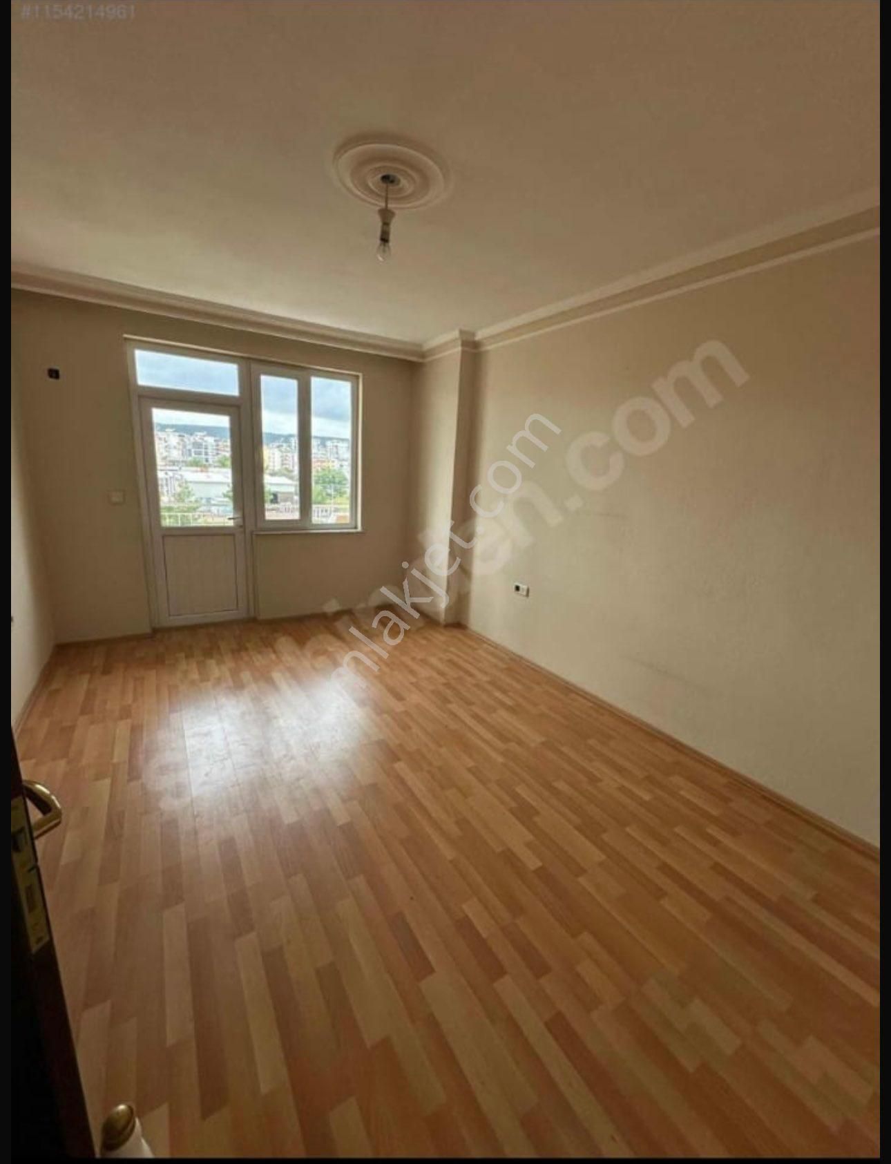 Kepez Varsak Karşıyaka Kiralık Daire Tramvayın Dibinde 3+1 Kiralık Daire