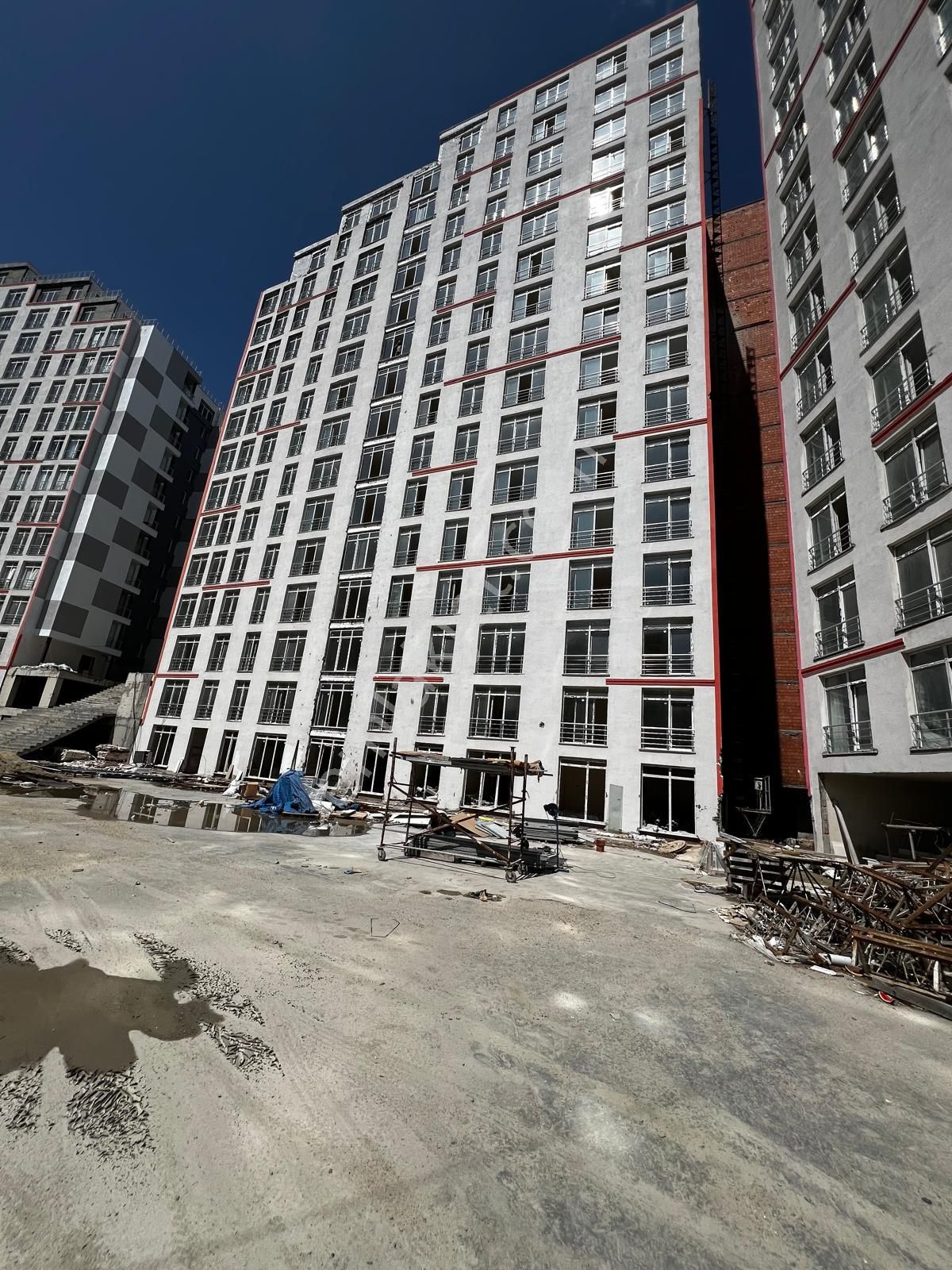 Esenyurt Zafer Satılık Daire HAYATPARK 4 LİFE'TA 2+1 BRÜT 110M2 FIRSAT DAİRELER 