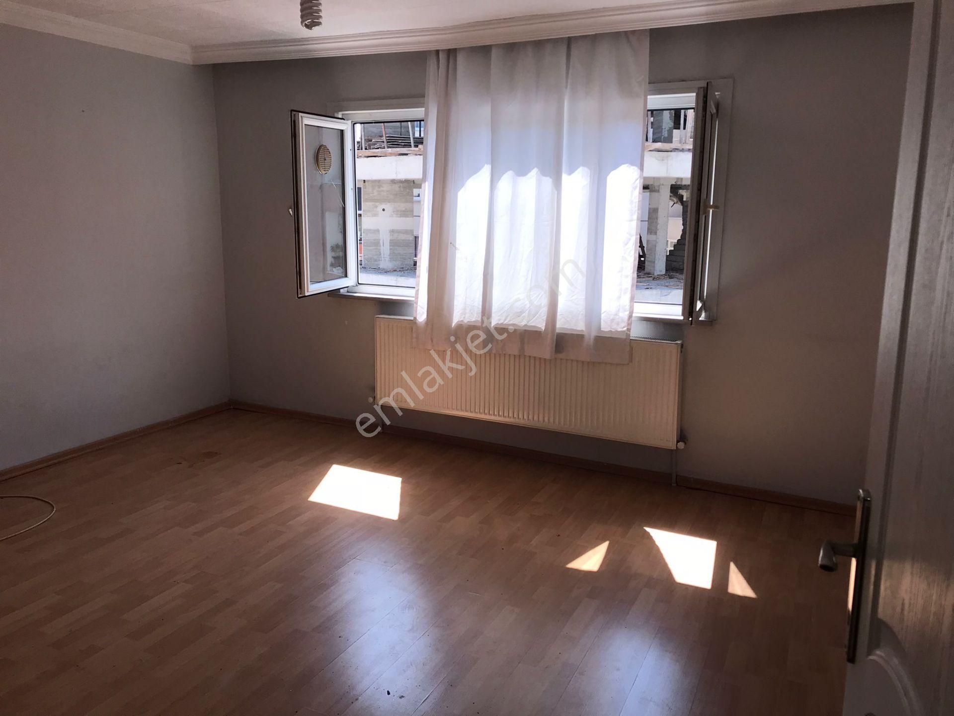 Güngören Merkez Kiralık Daire  VANEden GÜNGÖREN MERKEZ MAHALLESİNDE KİRALIK DAİRE 2+1