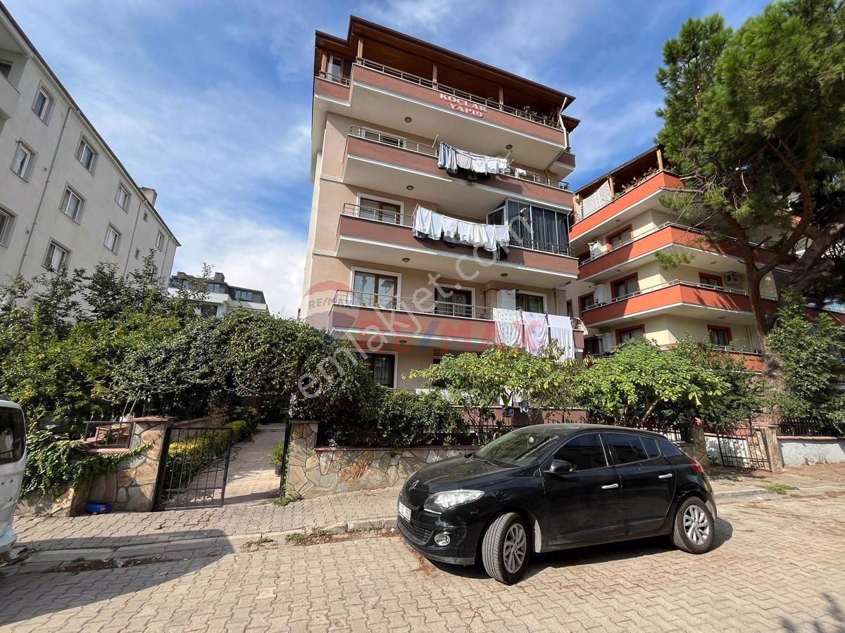 Yalova Merkez İsmet Paşa Satılık Daire REMAX 'DAN İSMETPAŞA MAH.'DE NET 220 m2 SATILIK 4+1 DUBLEX