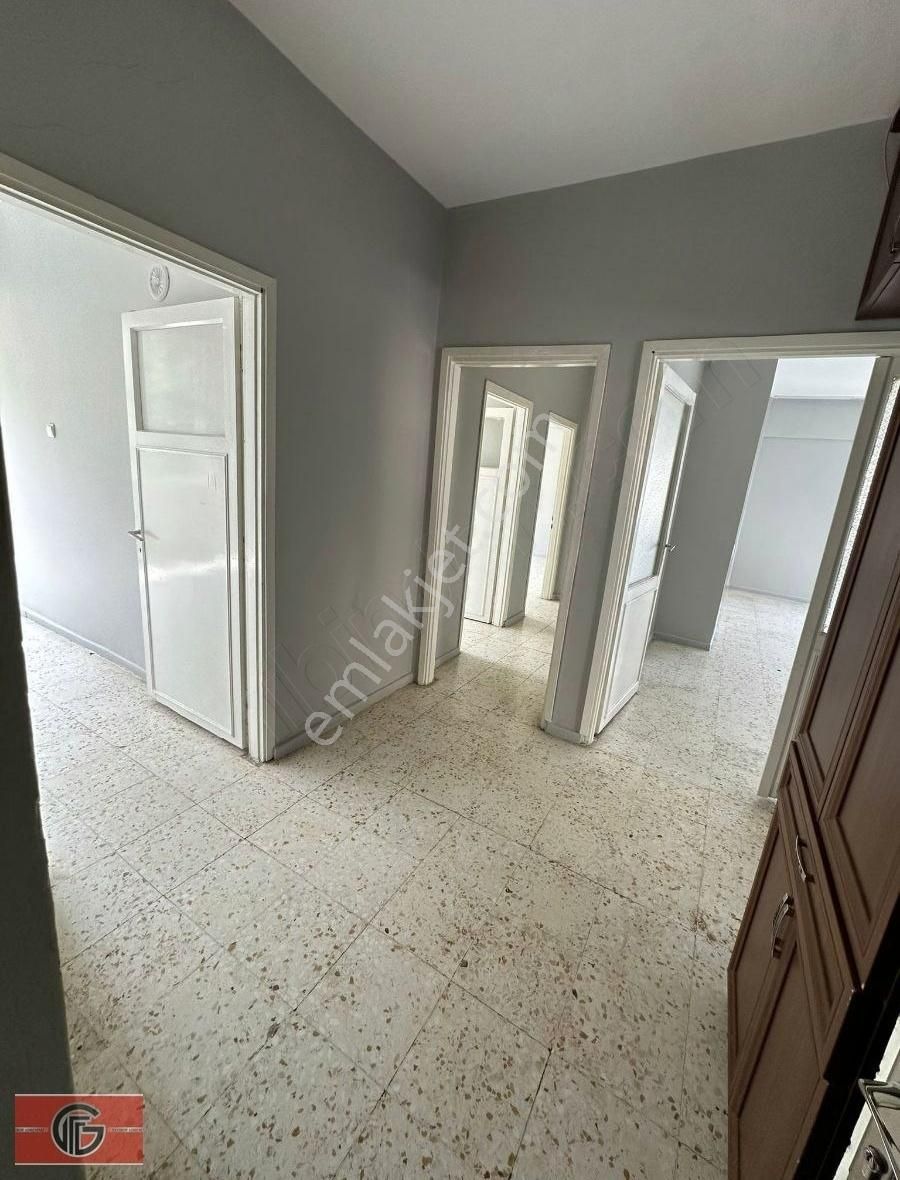 Çukurova Esentepe Kiralık Daire 100. YIL BATISINDA EMEK YAPI KONUTLARINDA 3+1 KAPALI MUTFAKLI