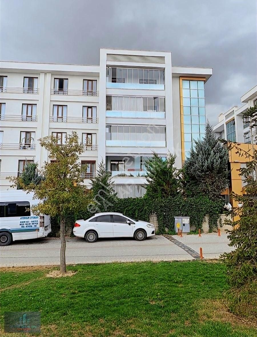 Selçuklu Parsana Satılık Daire AHMET YESEVİ CADDESİ'NDE 3+1 ARA KAT DAİRE