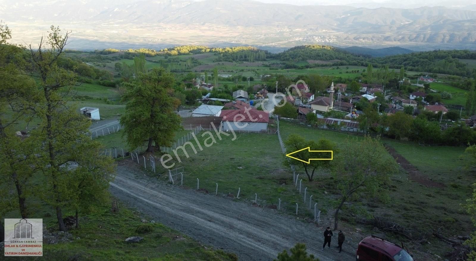 Pamukova Akçakaya Satılık Konut İmarlı ETRAFI ÇEVRİLİ 1.086 m2 SÜPER MANZARALI %40 KONUT İMARLI ARSA