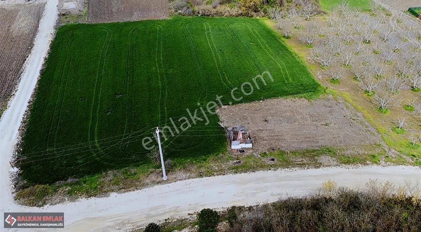 Nilüfer Yolçatı Satılık Tarla BALKAN EMLAK ARAÇ TAKASLI YOLÇATI'da SATILIK YOLA CEPHE TARLA