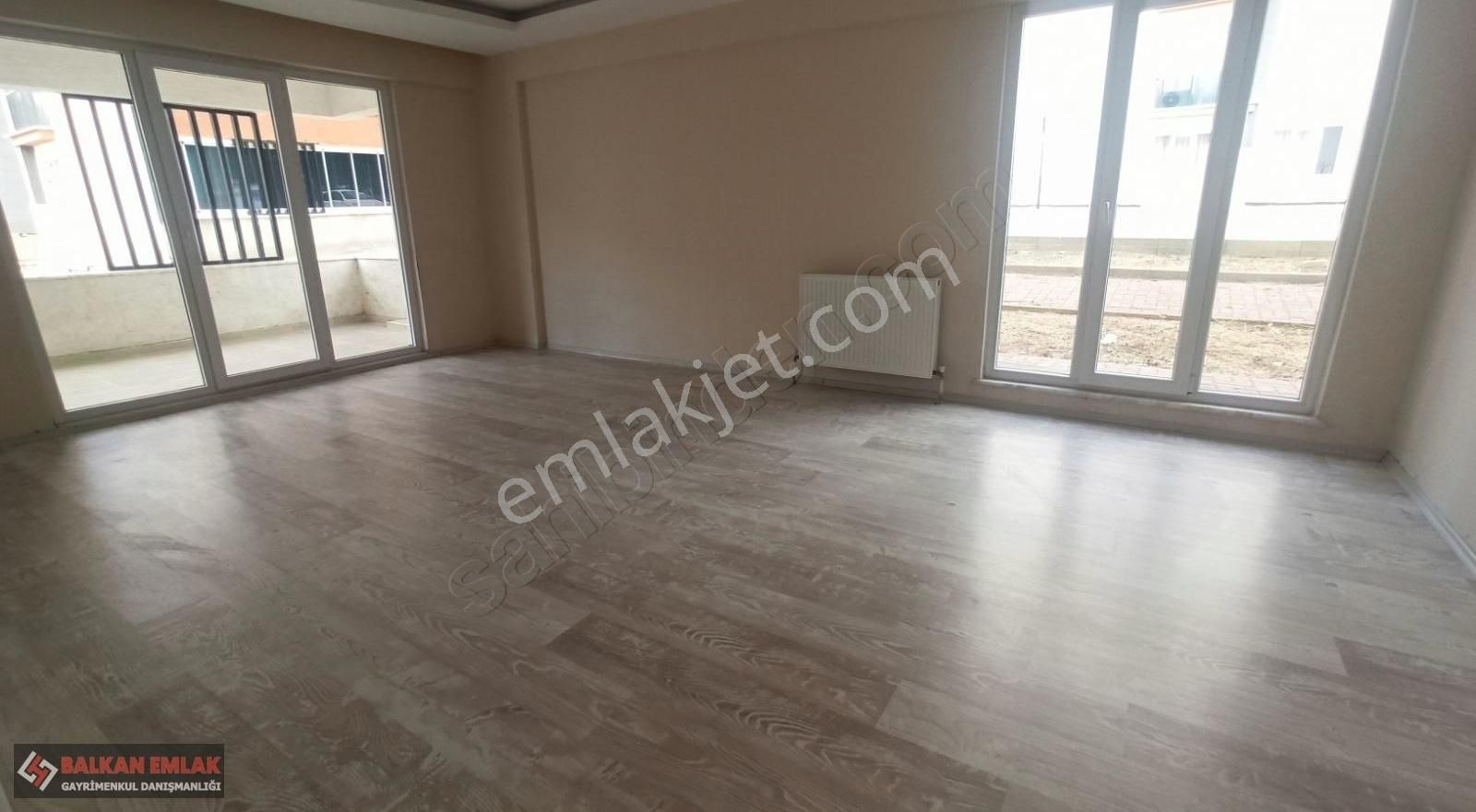 Nilüfer Kızılcıklı Kiralık Daire Balkan Emlak'tan Kiralık 3+1 Kızılcıklı Merkezde Daire